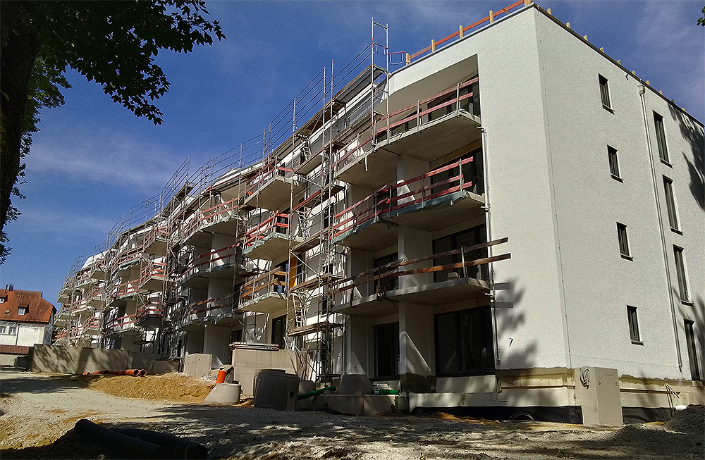 Die Südseite des Bauprojekts am Ruprechtsberg in Dorfen.